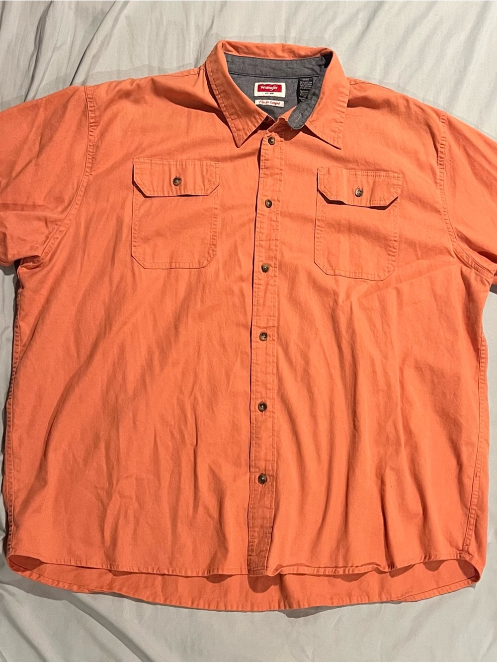 Wrangler Men’s Short-Sleeve Button-Down Shirt in Orange